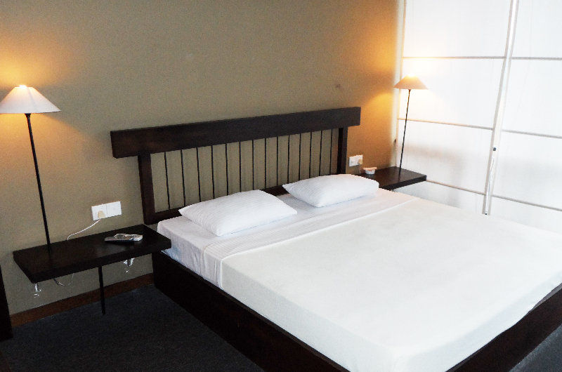 Bin Vino Hotel Doluwa Luaran gambar